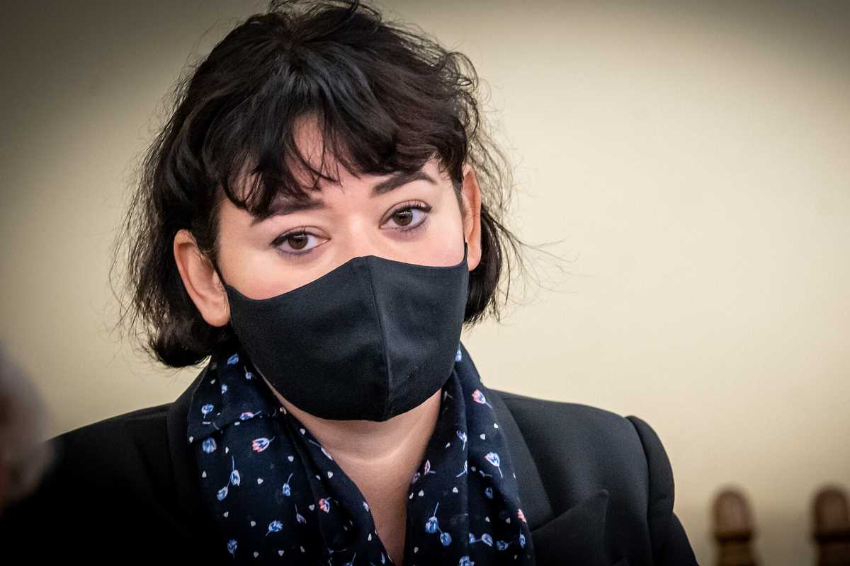 Anna wanna Żukowska. Poseł Lewicy uczestniczyła w posiedzeniu KRS będąc w łazience [VIDEO]