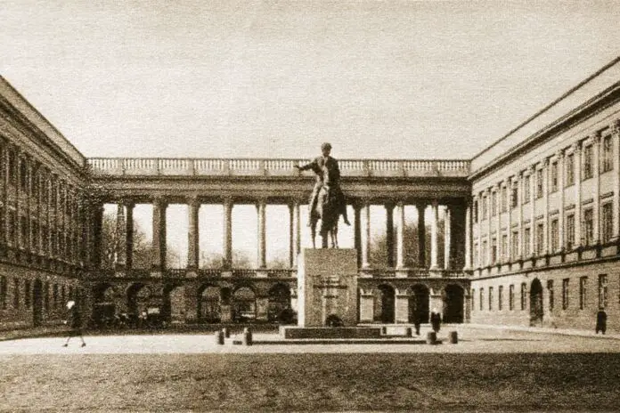 Pałac Saski w 1930 roku.