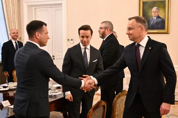 Delegacja Konfederacji na konsultacjach u prezydenta Andrzeja Dudy. Foto: PAP