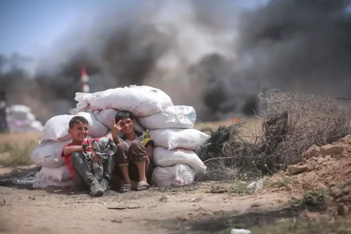 Dzieci w Strefie Gazy.