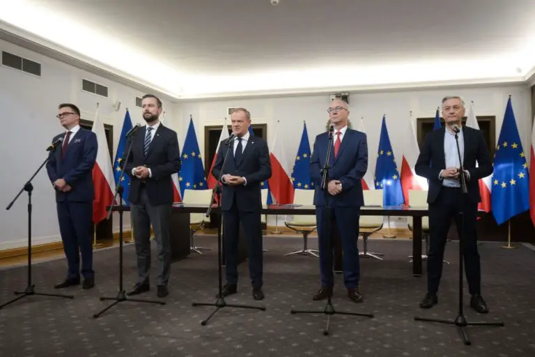 Szymon Hołownia, Władysław Kosiniak-Kamysz, Donald Tusk, Włodzimierz Czarzasty oraz Robert Biedroń.