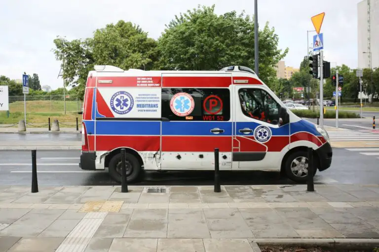 Karetka, ambulans.