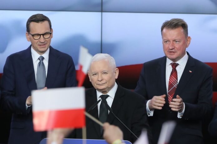 Mateusz Morawiecki, Jarosław Kaczyński i Mariusz Błaszczak.
