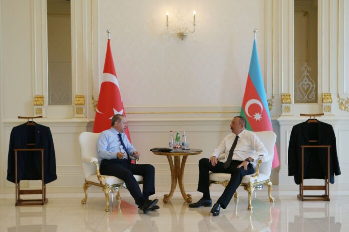 Recep Tayyip Erdogan. Ilham Aliyev. Turcja. Azerbejdżan.