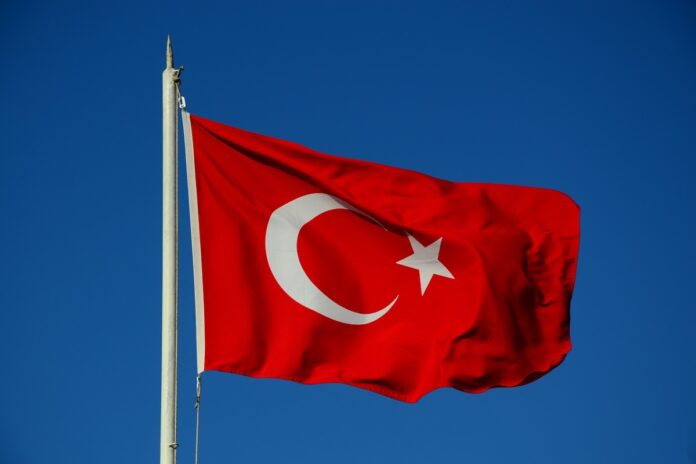 Turcja, flaga. Zdjęcie ilustracyjne. Źródło; pixabay
