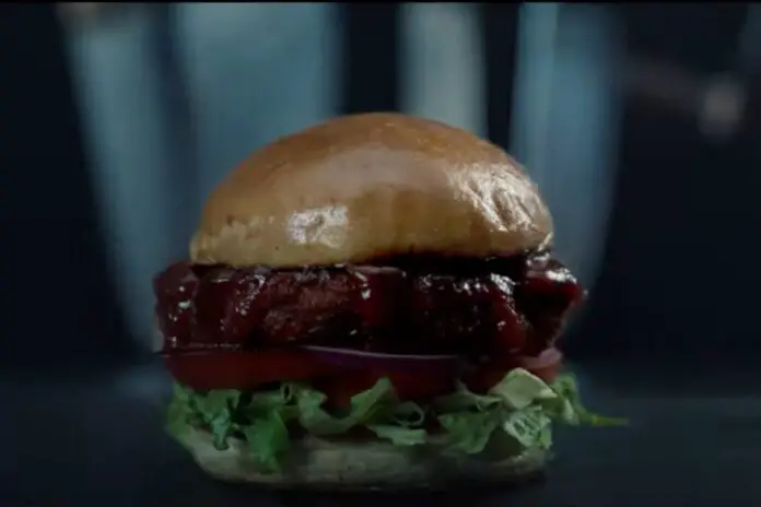 Wegański burger o smaku ludzkiego mięsa