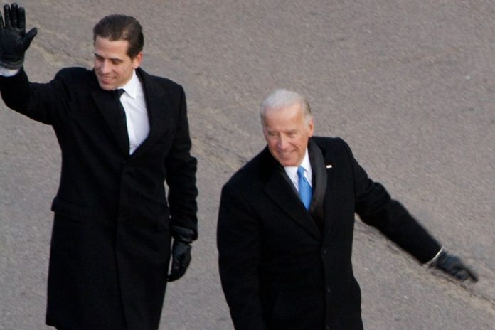 Hunter oraz Joe Biden.