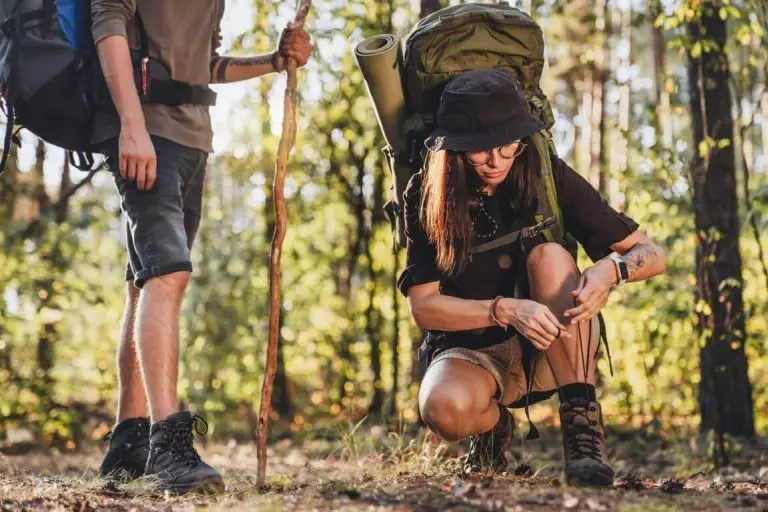 Buty trekkingowe – postaw na wytrzymałość i wygodę