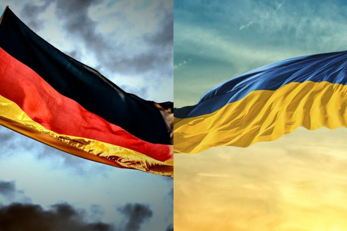 Flagi Niemiec i Ukrainy.