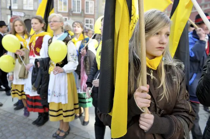Gdańsk flagi Kaszuby Pomorze rocznica święto