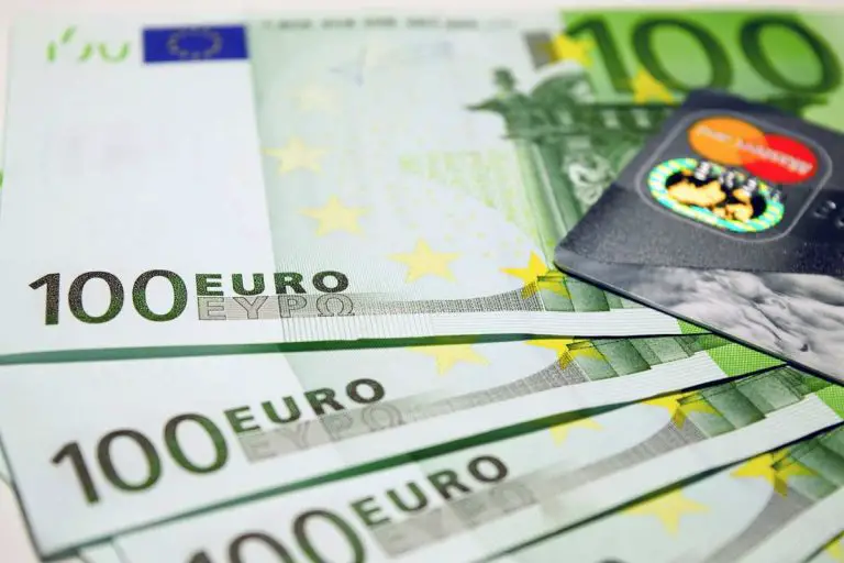 Pieniądze euro karta
