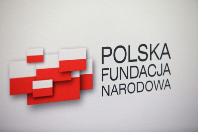 Polska Fundacja Narodowa.