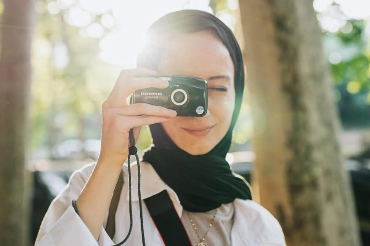 Czy radne-muzułmanki mogą nosić chusty islamskie na sesjach francuskich rad miasta