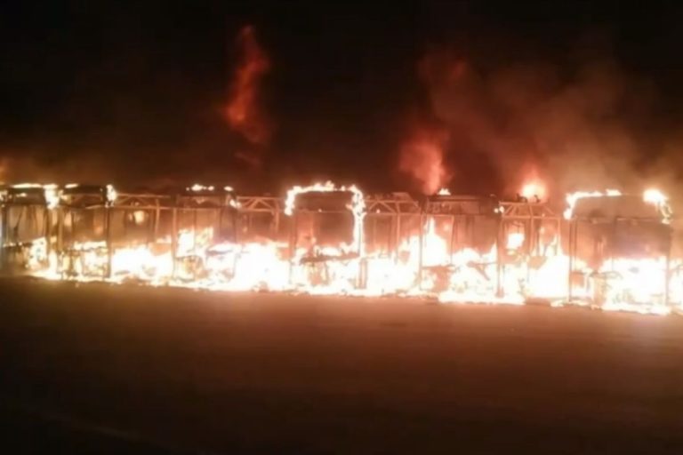 Pożar autobusów w Bytomiu.