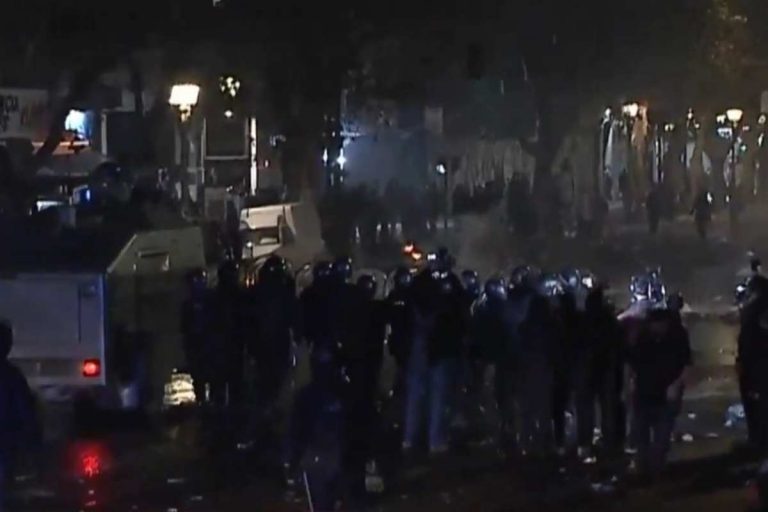 Zamieszki przed argentyńskim Kongresem
