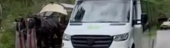 Elektryczny bus na trasie do Morskiego Oka.