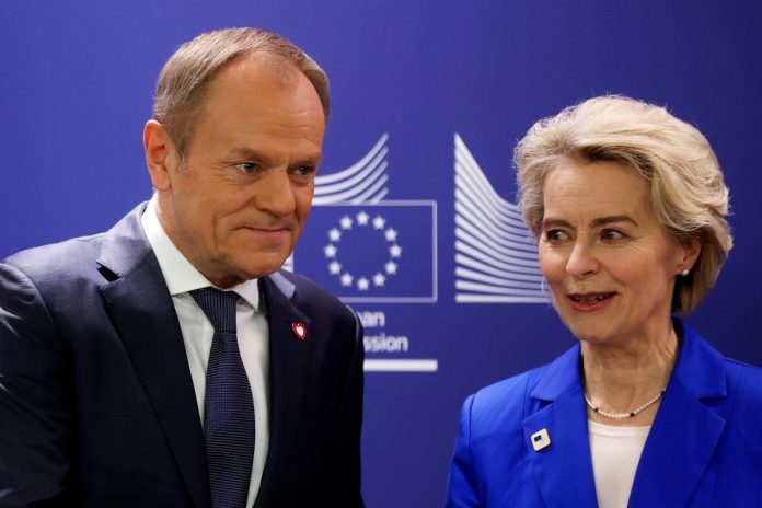 Donald Tusk, Ursula von der Leyen, Komisja Europejska, premier