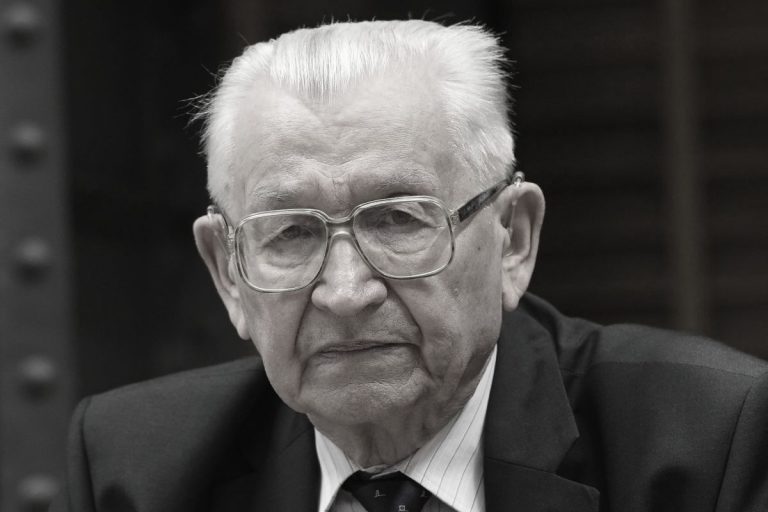 Leszek Moczulski nie żyje.