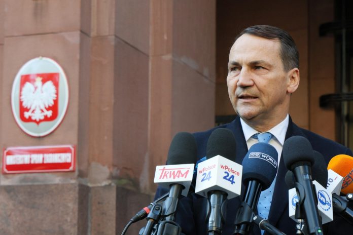 Szef MSZ Radosław Sikorski. Foto: PAP