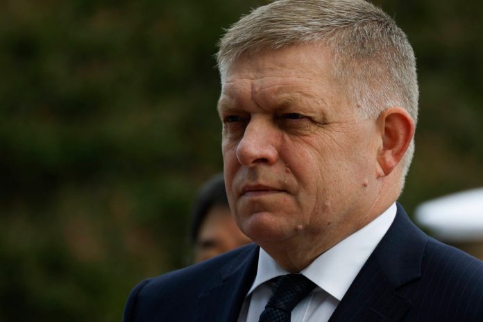 Robert Fico, premier Słowacji. Fot. PAP/EPA