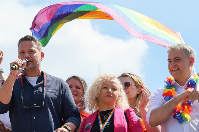 Rafał Trzaskowski, Katarzyna Kotula oraz Krzysztof Gawkowski.