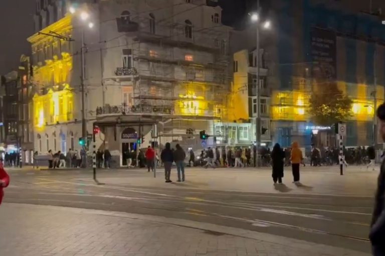 Zamieszki po meczu Ajaxu Amsterdam z Maccabi Tel Aviv.