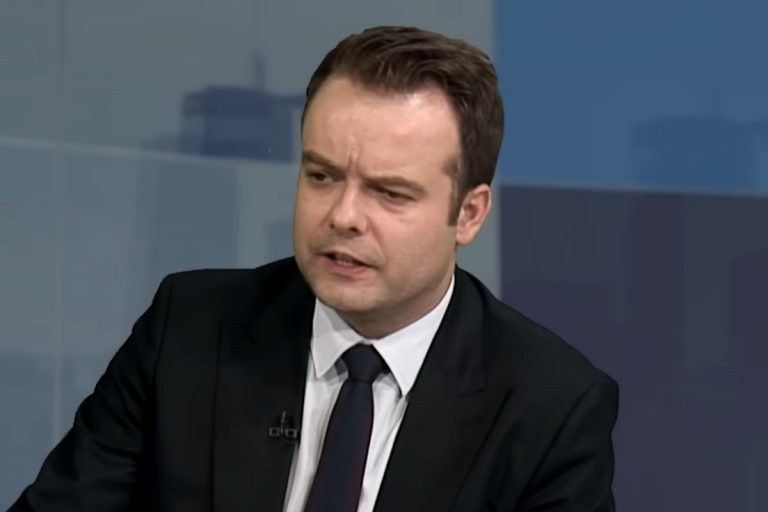 rafal bochenek pis