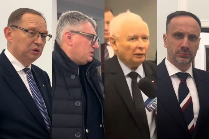 Roman Fritz, Przemysław Wipler, Jarosław Kaczyński oraz Janusz Kowalski.