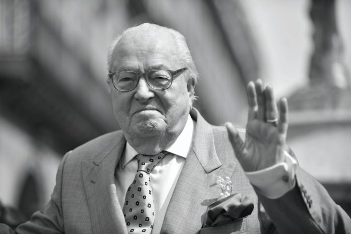 Jean-Marie Le Pen nie żyje.