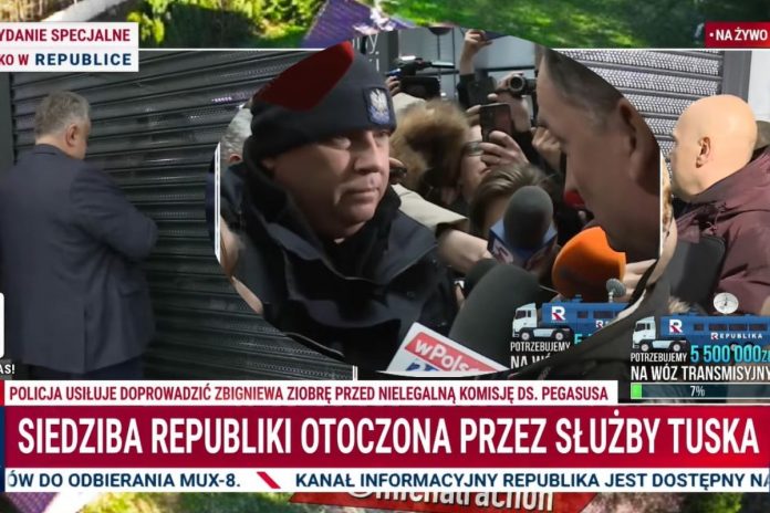 Zbigniew Ziobro zatrzymany przez policję przed siedzibą TV Republika.