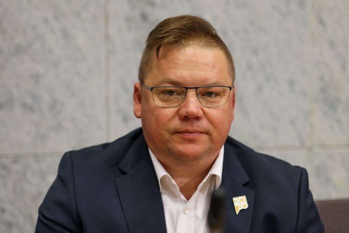 Sławomir Ćwik.