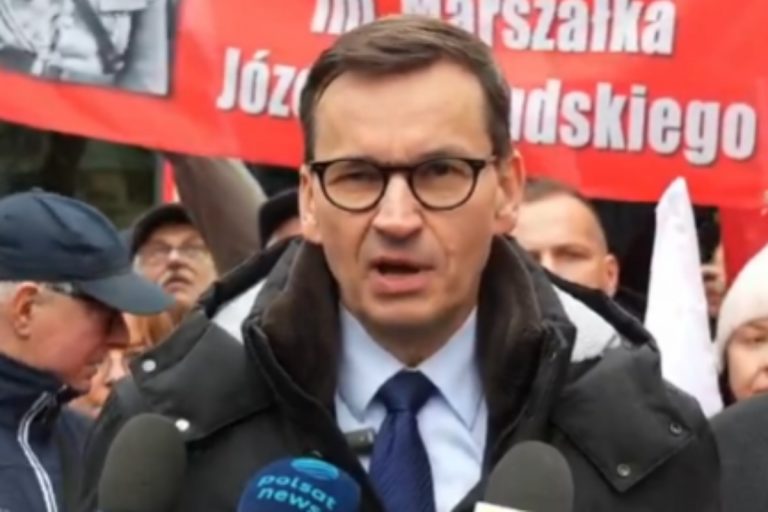 mateusz morawiecki pinokio