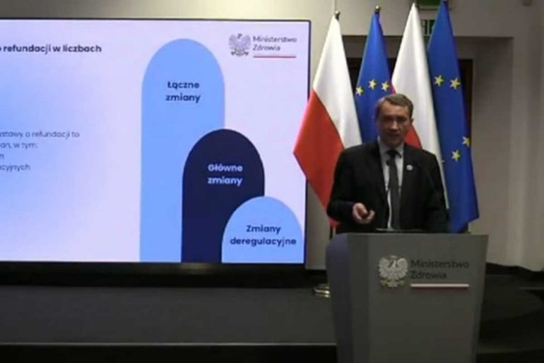 wiceminister zdrowia Marek Kos