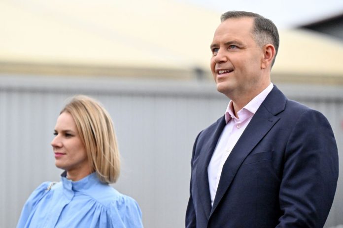 Karol Nawrocki z żoną Martą.