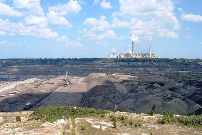 Kopalnia i elektrownia w Bełchatowie. Zdjęcie ilustracyjne. Źródło: wikimedia/MaKa~commonswiki