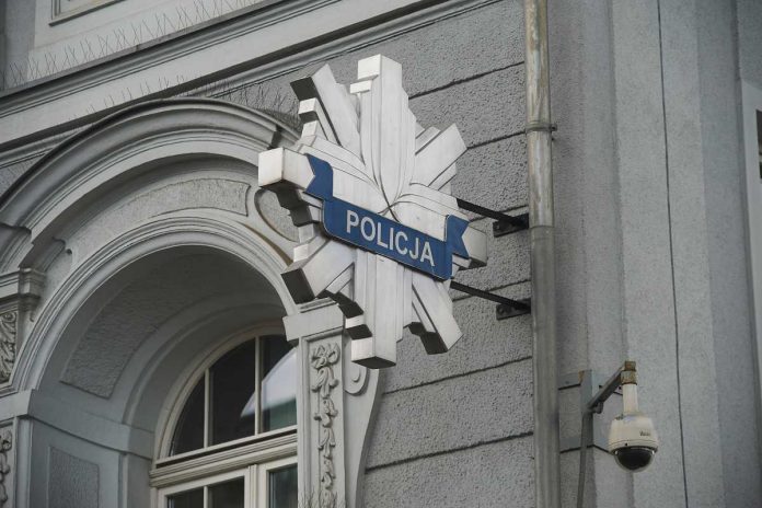 Policja.