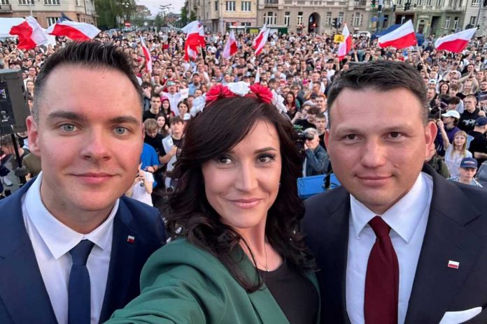 Łukasz Rzepecki w Konfederacji.