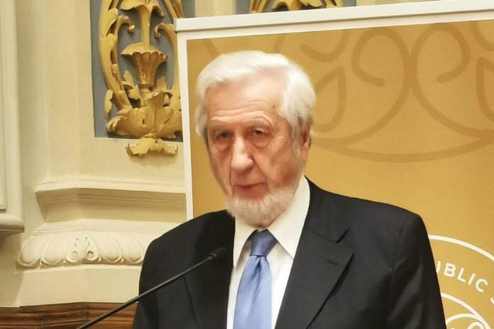 Geza Jeszenszky.