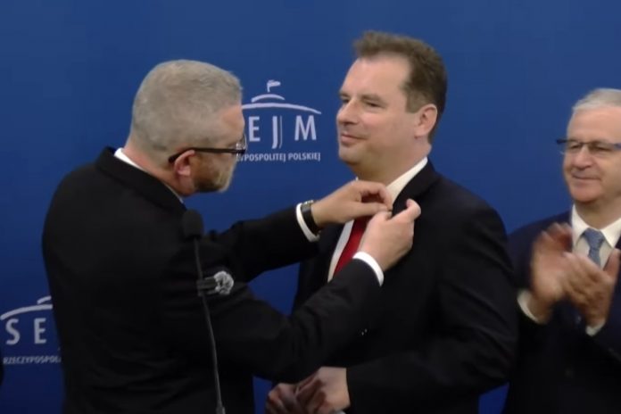 grzegorz braun jacek wilk