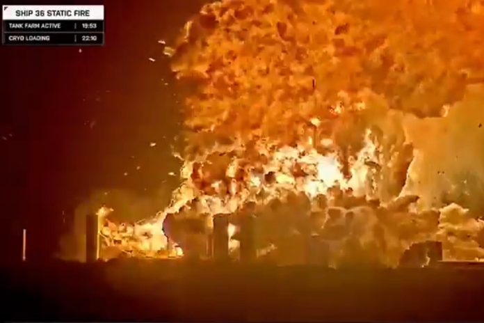 Eksplozja megarakiety Starship Elona Muska. Foto: print screen X