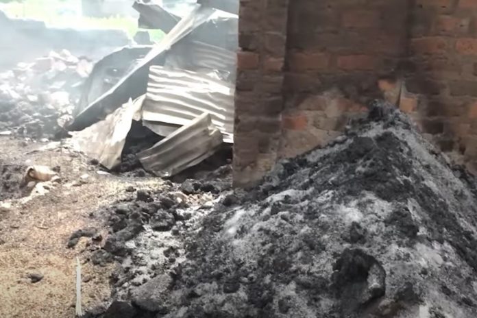 Atak pasterzy na miasto Yelwata.