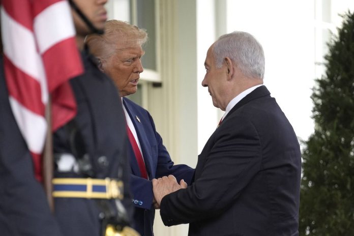Donald Trump oraz Benjamin Netanjahu.