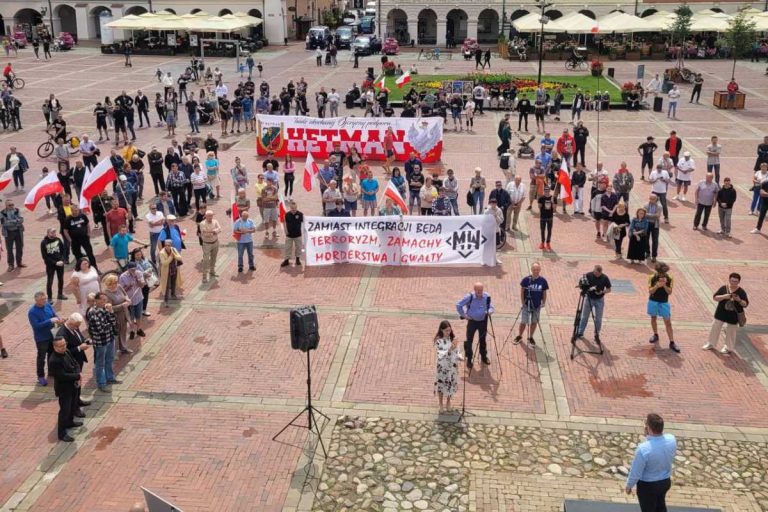 Pikieta Stop imigracji w Zamościu