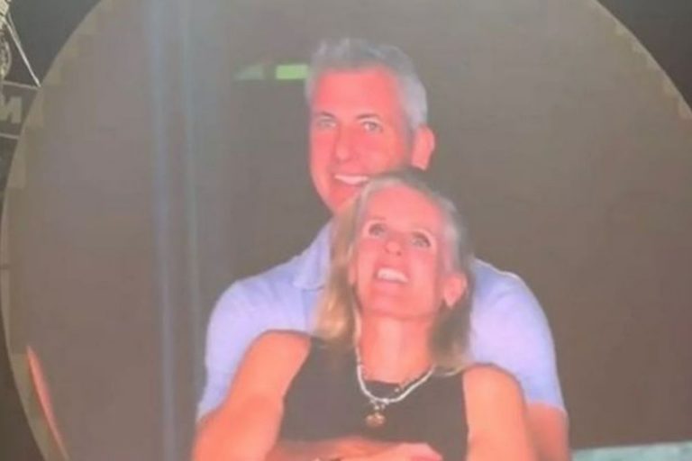 Andy Byron i Kristin Cabot przyłapani podczas koncertu Coldplay.