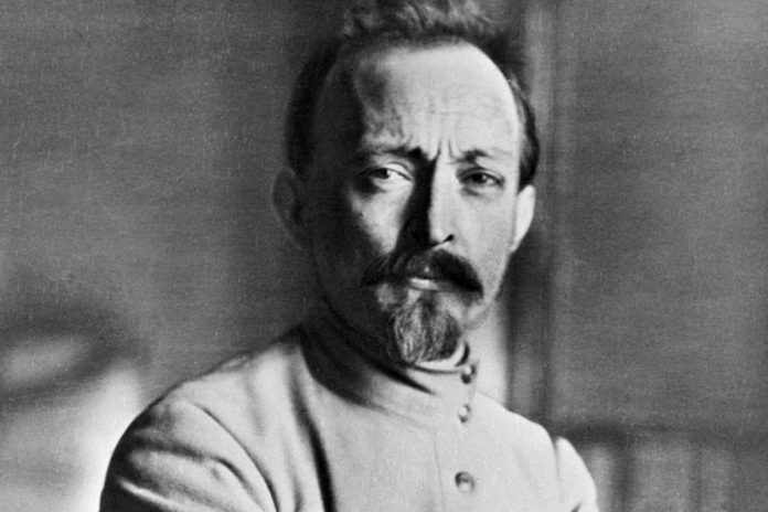 Feliks Dzierżyński. Zdjęcie z 1918 roku. Źródło: wikimedia