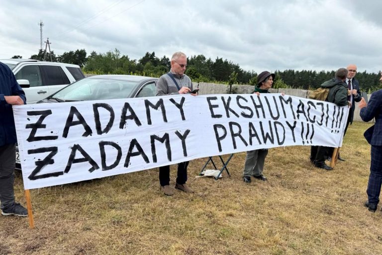 jedwabne ekshumacje
