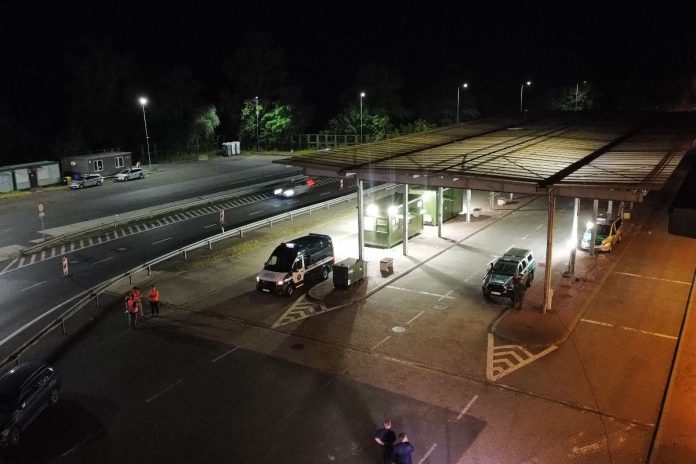 Patrole Straży Granicznej i Inspekcji Transportu Drogowego na granicy polsko-niemieckiej w Świecku