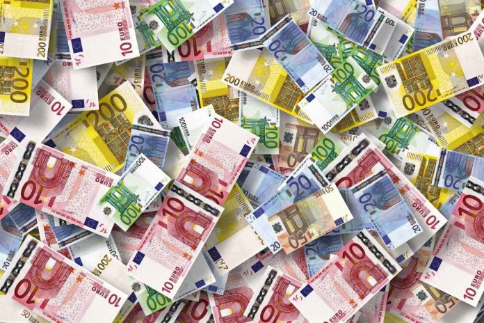 Stos euro. Zdjęcie ilustracyjne. /Foto: Pixabay