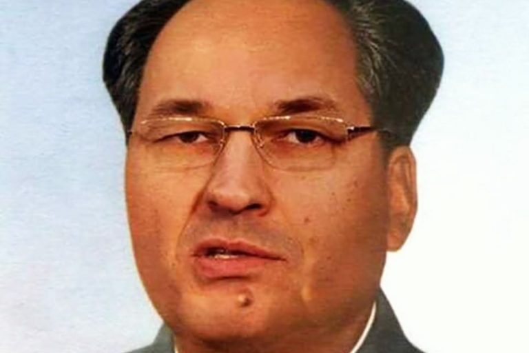 Mem przedstawiający Mateusza Morawieckiego jako "Maowieckiego".