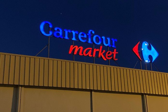Carrefour wycofuje się z Polski.